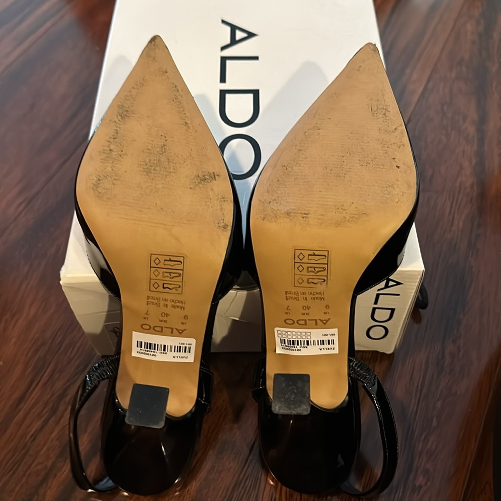Pumps - Picture 3 of 3